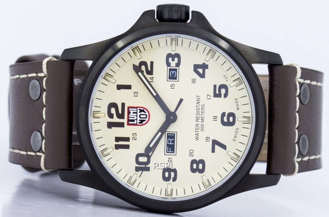 Luminox Land Atacama Field Day Date 1920 Series Swiss Quartz 200M XL.1927 Mens Watch
