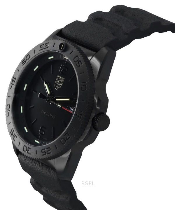 Luminox Pacific Diver Rubber Strap Black Dial Quartz XS.3121.BO 200M Mens Watch
