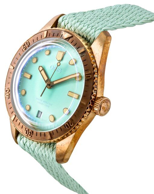 Oris Divers Sixty-Five Cotton Candy Mint Green Dial Automatic 01-733-7771-3157-07-3-19-03BRS 100M Unisex Watch